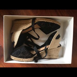Schutz black lace espradrilles. Midi heel. Sz 9